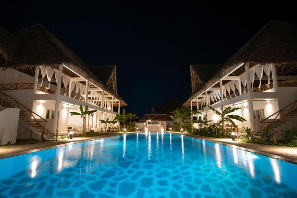 Rafiki Jua Resort วาตามู ภายนอก รูปภาพ