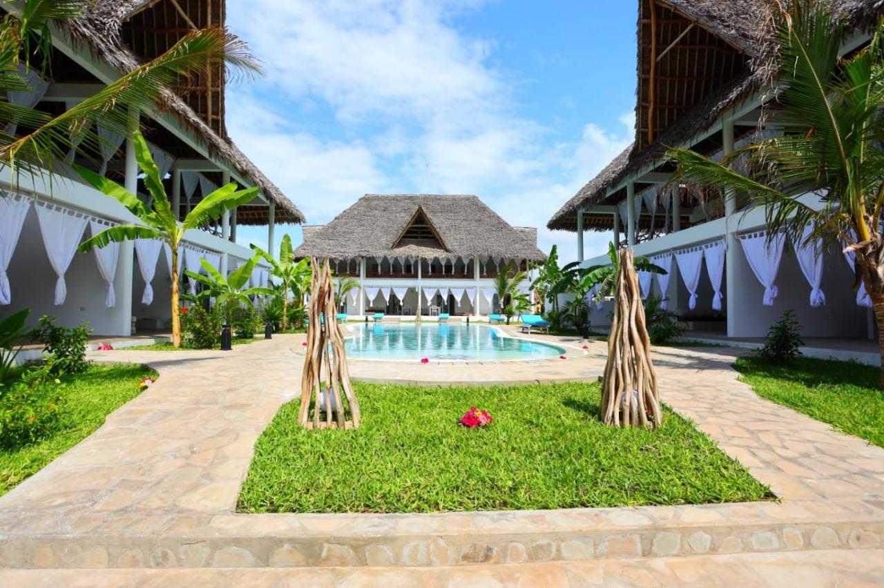 Rafiki Jua Resort วาตามู ภายนอก รูปภาพ