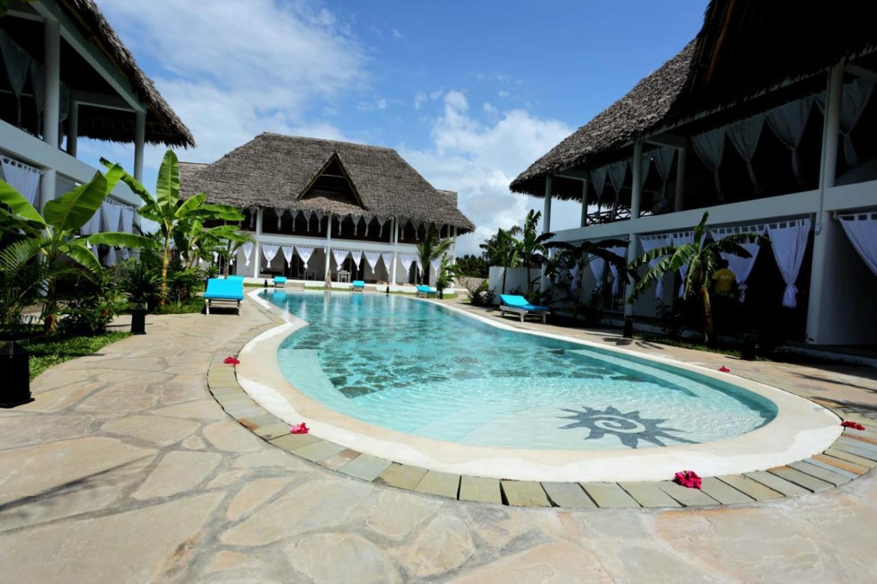 Rafiki Jua Resort วาตามู ภายนอก รูปภาพ