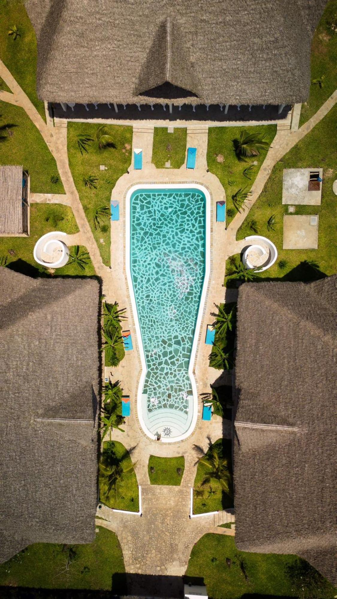Rafiki Jua Resort วาตามู ภายนอก รูปภาพ
